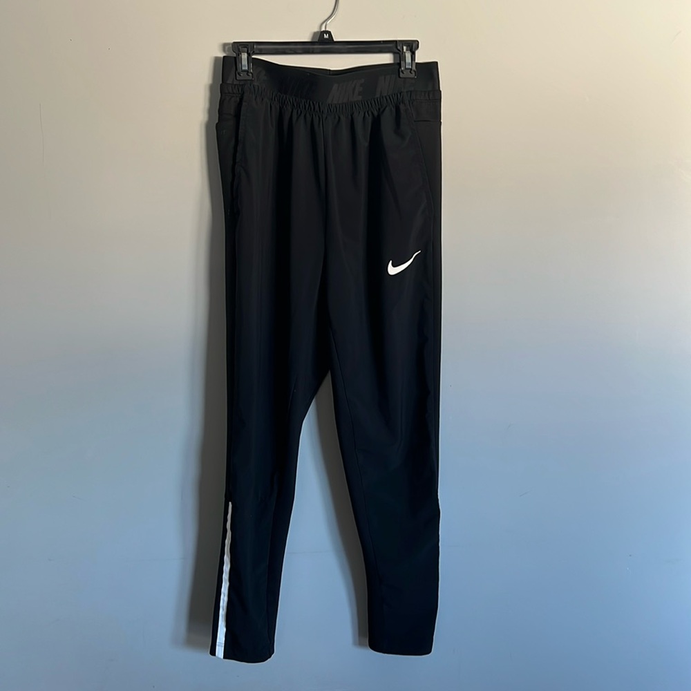 Men’s Nike Dri fit joggerss